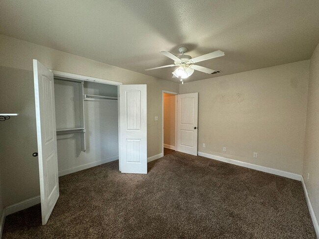 Building Photo - 9703 Ross Avenue