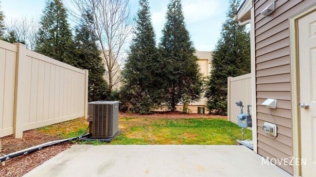 Building Photo - 6404 Swatner Dr