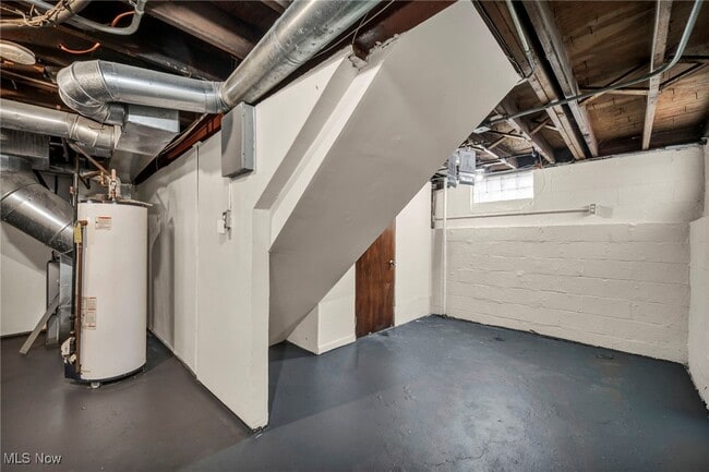 Building Photo - 10213 Dove Ave