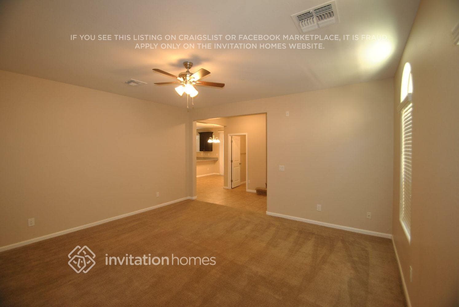 Building Photo - 1382 S Ponderosa Dr