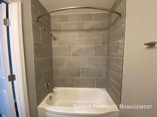 Building Photo - 1807 Bath St