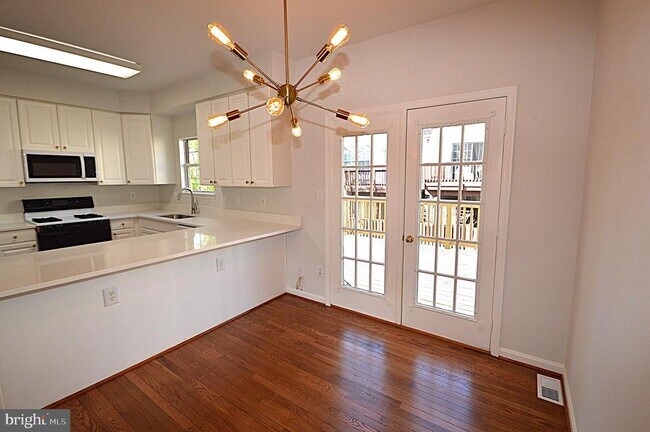 Building Photo - 13510 Nickleback Ct