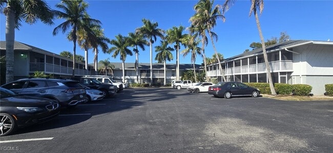 Building Photo - 1849 Maravilla Ave