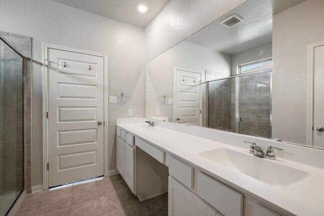 Building Photo - Where Style Meets Function in a Prime Setting