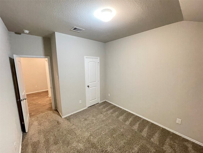 Building Photo - 16004 Birch Bay Ln