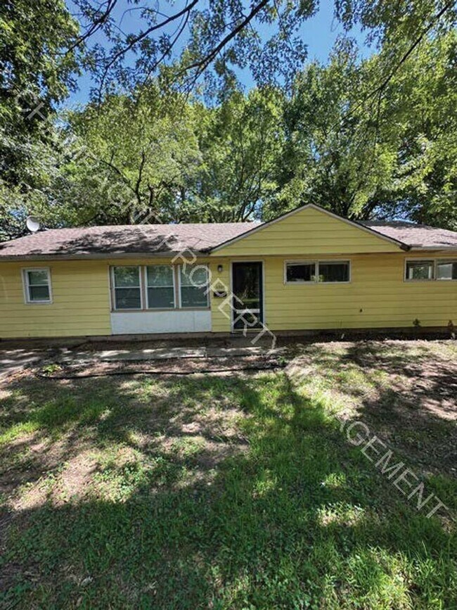 Primary Photo - Single Family Home in Ruskin