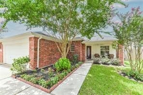 Building Photo - 2823 Lakecrest Forest Dr