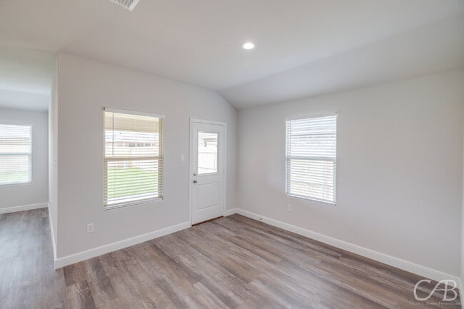 Building Photo - For Lease