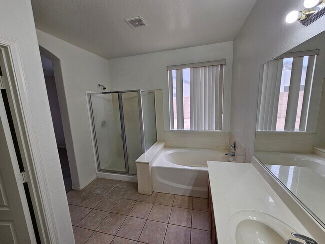 Building Photo - 12247 W Grant St