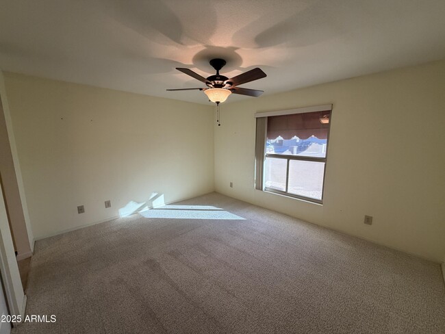 Building Photo - 10402 E Regal Dr