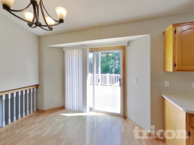 Building Photo - 2739 Zumbrota Cir NE