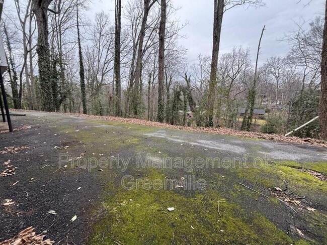 Building Photo - 105 Rockmont Rd