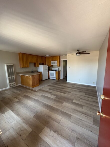 Building Photo - 5412 Claremont Ave