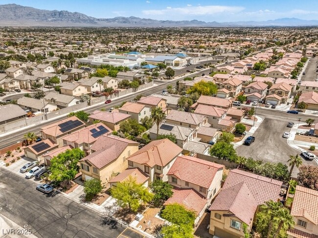 Building Photo - 3728 Ashling St