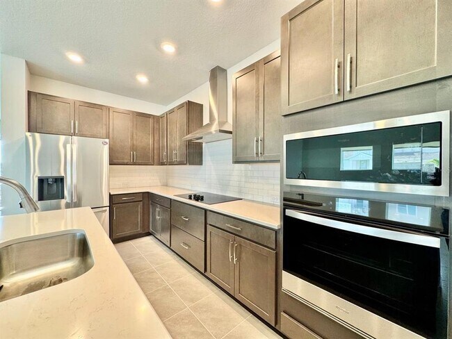Building Photo - 11393 Hardwood Hammock Ln