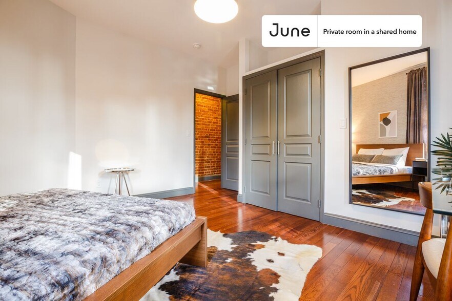 Building Photo - Room in Shared 4 bed/1 bath home in West Harlem