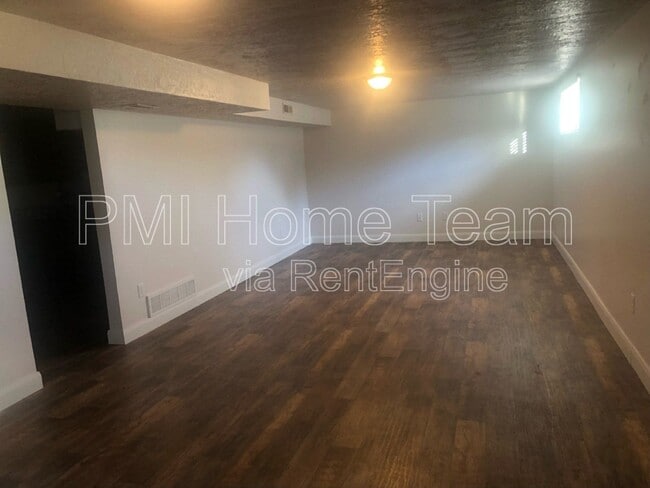 Building Photo - 661 14th St