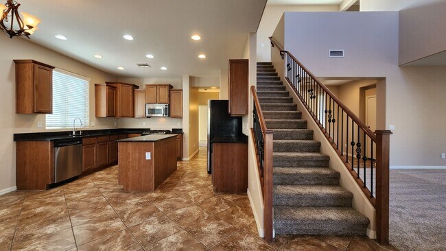 Building Photo - 4 Bedroom Home at the Grange in the Power ...