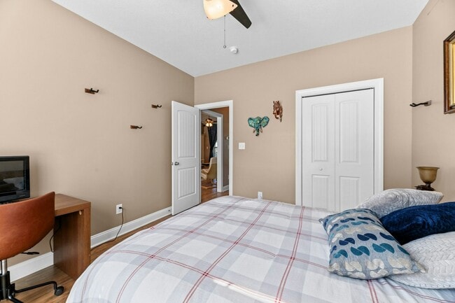 Building Photo - 3234 Austin Ave