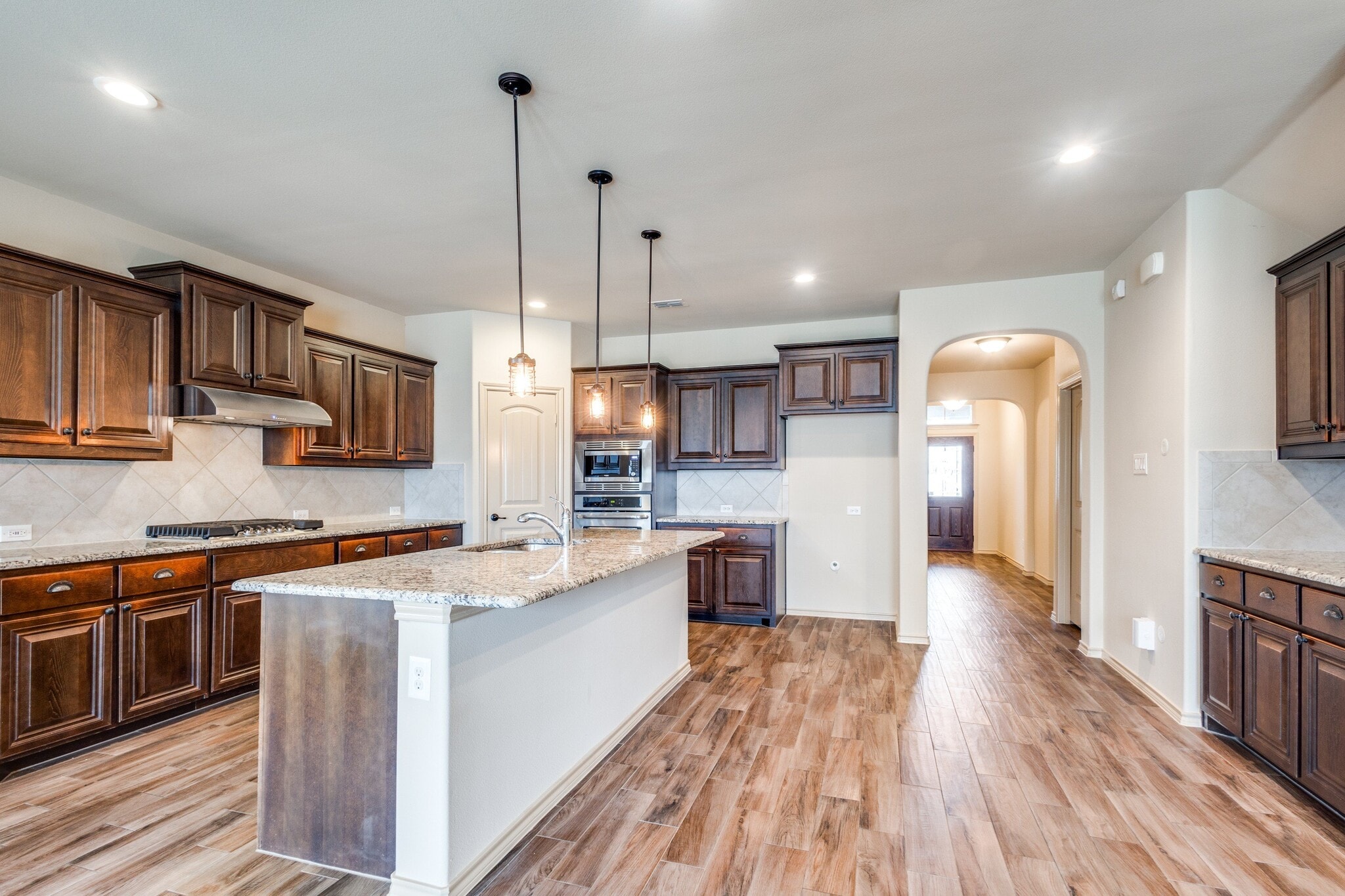 Building Photo - 1829 Lark Ln