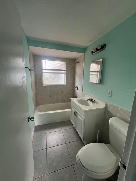 Building Photo - 394 Ferris Dr NW