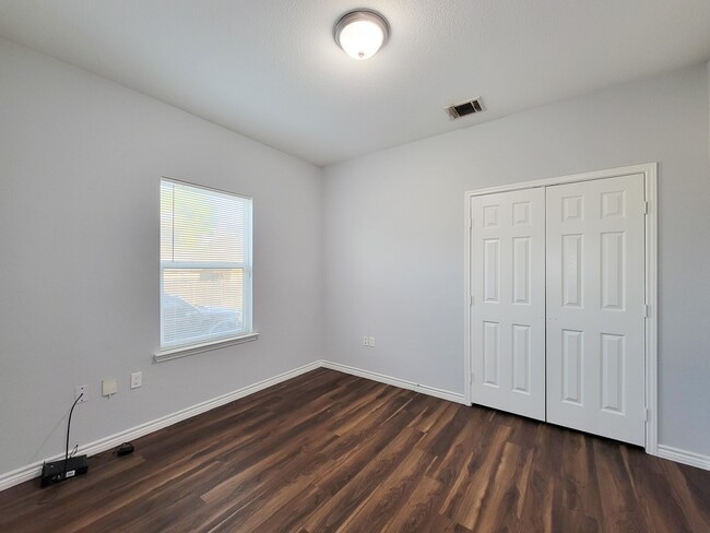 Building Photo - 3201 J P Davis Ave