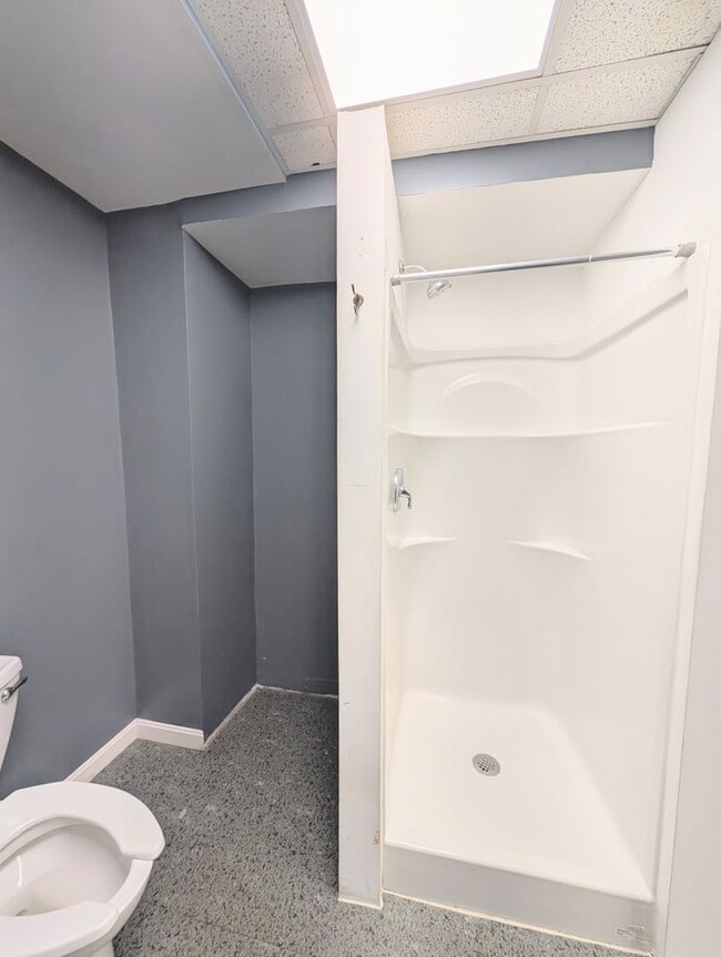 Building Photo - 202 Union St