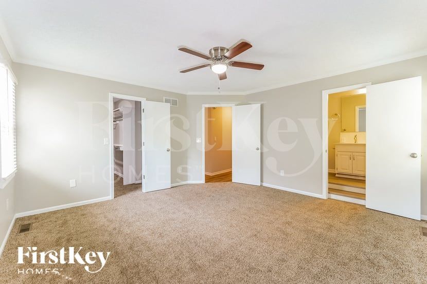 Building Photo - 12425 S Blackfoot Dr