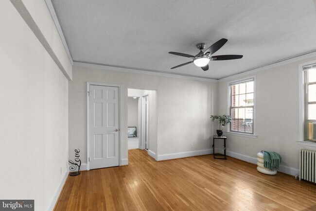Building Photo - 1441 Euclid St NW