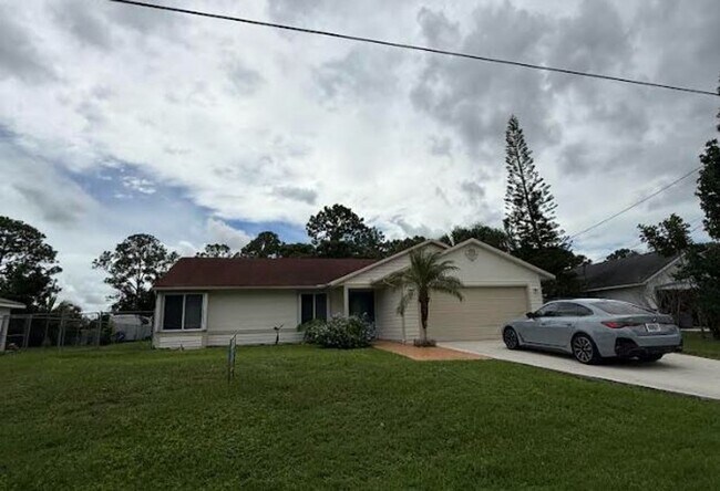 Primary Photo - 3 Bedroom 2 Bath 2 Car garage pool home fo...