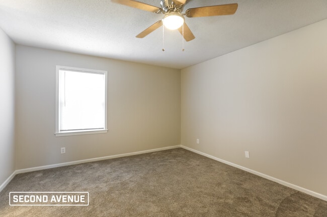 Building Photo - 10309 Century Ln