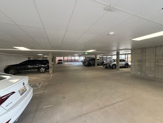 Building Photo - Top-Floor Corner Condo with Downtown Views — Stylish, Pristine, and Steps From Everything