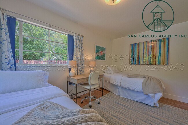 Building Photo - Furnished Two Bedroom Carmel Cottage