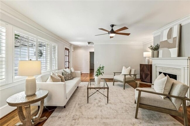 Building Photo - 2684 Birchwood Dr NE