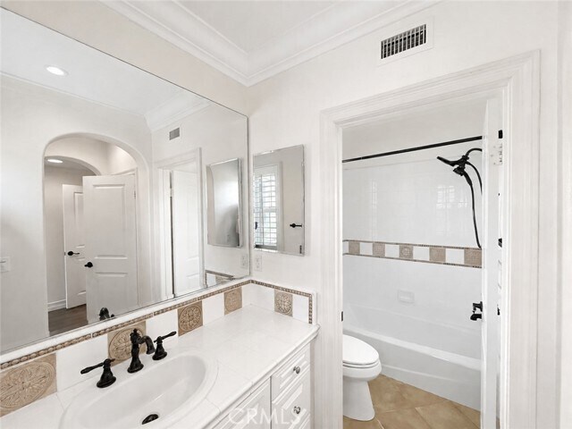Building Photo - 15 Corte Cabrito