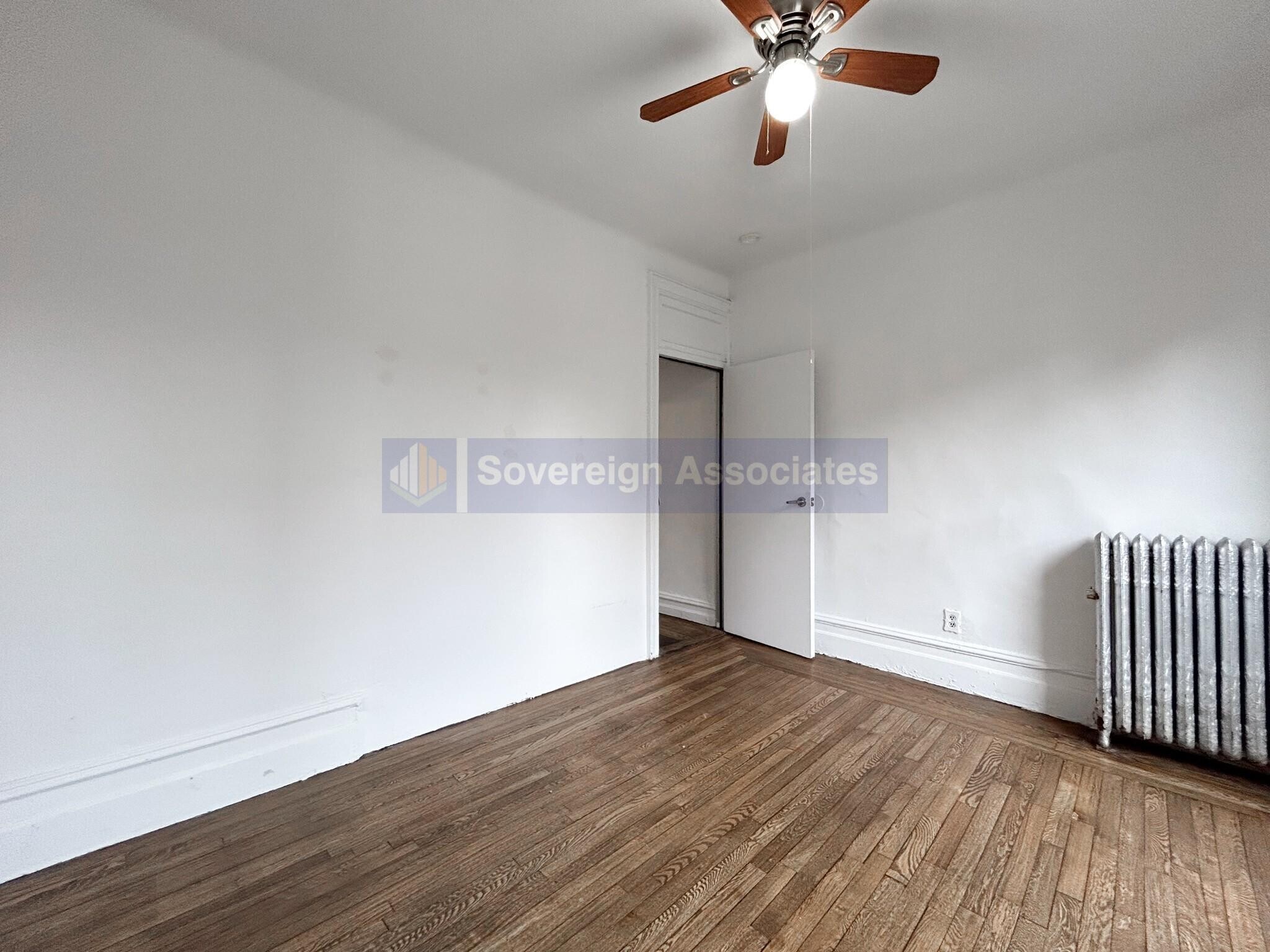 Building Photo - 3139 Broadway