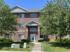 Building Photo - 2300 Westlake Rd