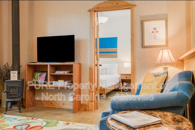 Building Photo - 226 Brickyard Rd