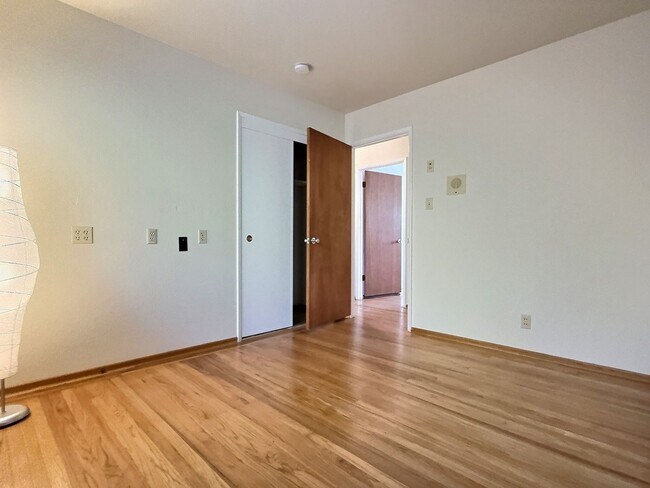 Building Photo - 6BD/3BA – Spacious West San Jose home near...