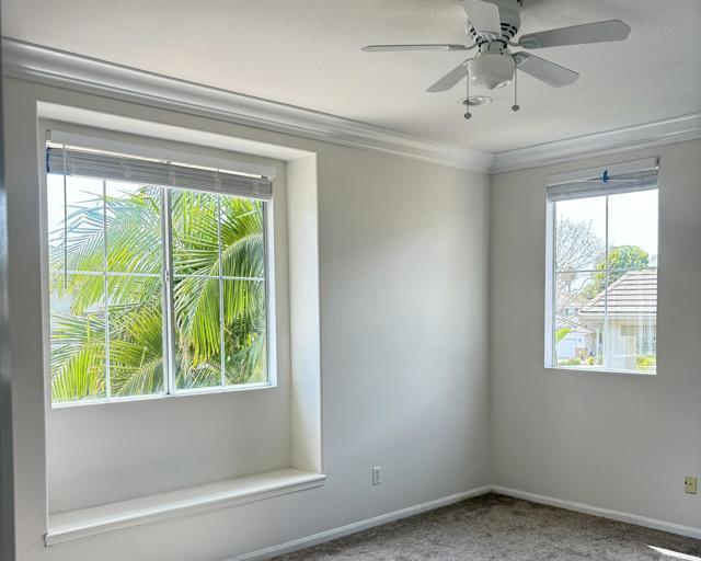 Building Photo - 4994 Crestview Dr