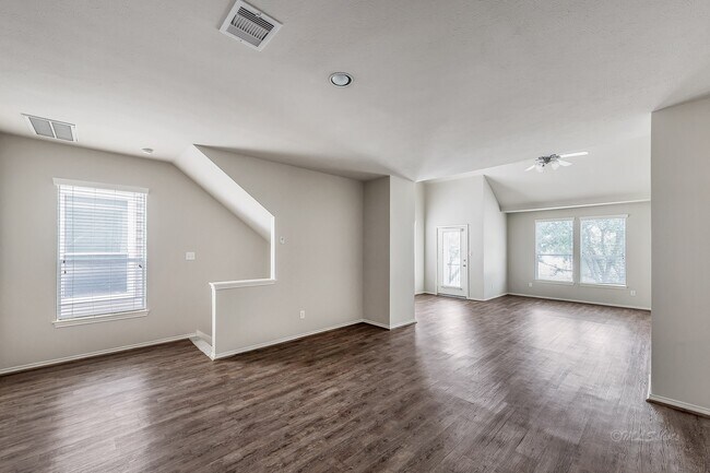Building Photo - 3018 Palmer St