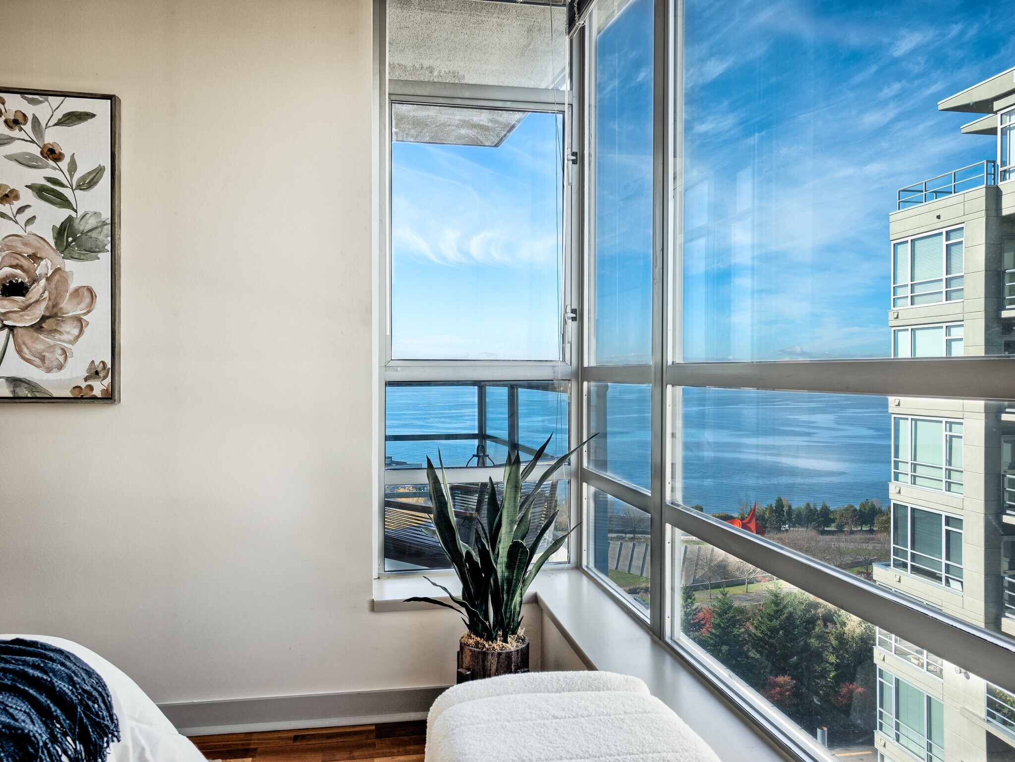 Building Photo - 2929 1st Ave