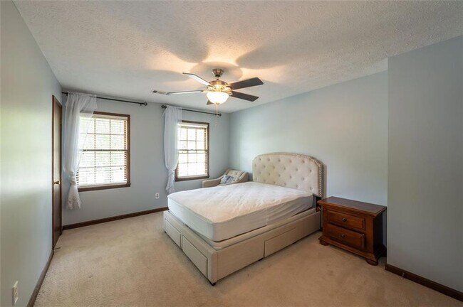 Building Photo - 3787 Etna Dr