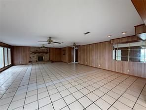 Building Photo - 337 W Cattle Dr