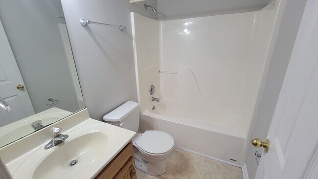 Building Photo - Adorable 3-Bedroom 2-bath Home in Mount Washington!!!