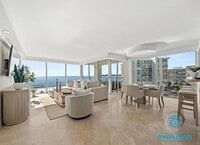 Building Photo - 1810 Avenida Del Mundo