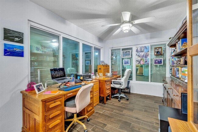 Building Photo - 11768 W Riverhaven Dr