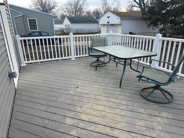 Building Photo - 3810 E 365th St