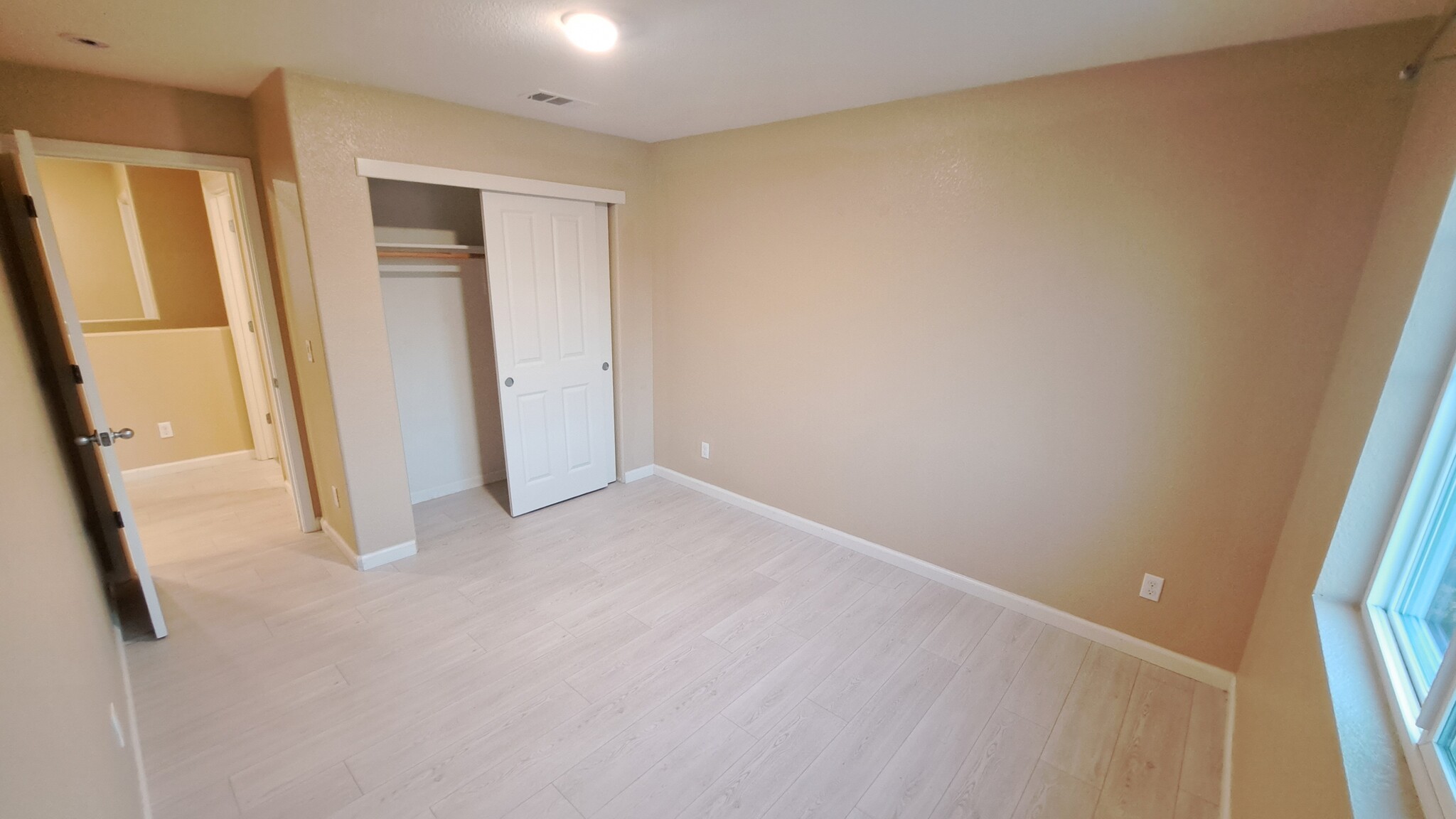 Building Photo - 120 Alboran Sea Cir
