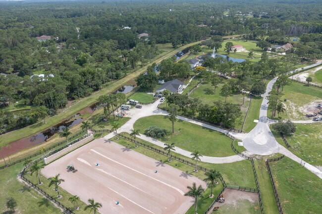 Building Photo - 13230 Running Water Rd